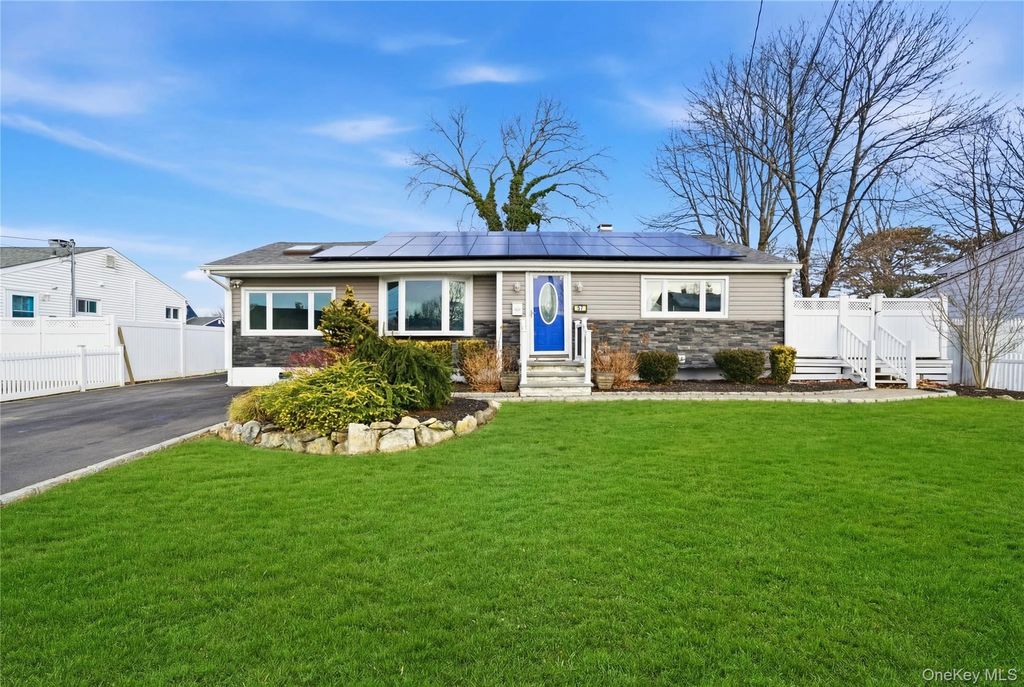 Photo of 57 Van Buren Street, Brentwood, NY 11717 (MLS # 948965)