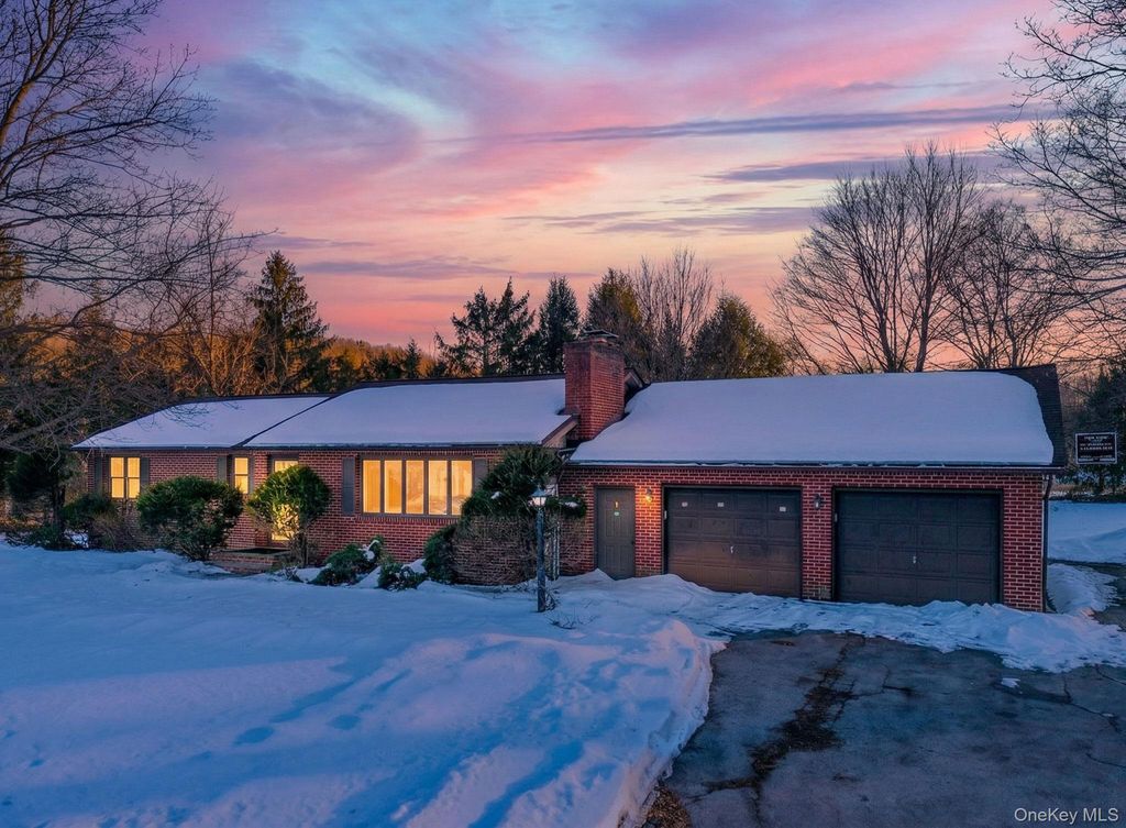 Photo of 609 New Paltz Road, Highland, NY 12528 (MLS # 967270)