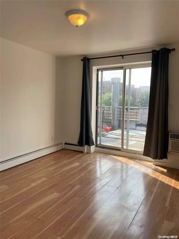 132-73 Maple Avenue 4A