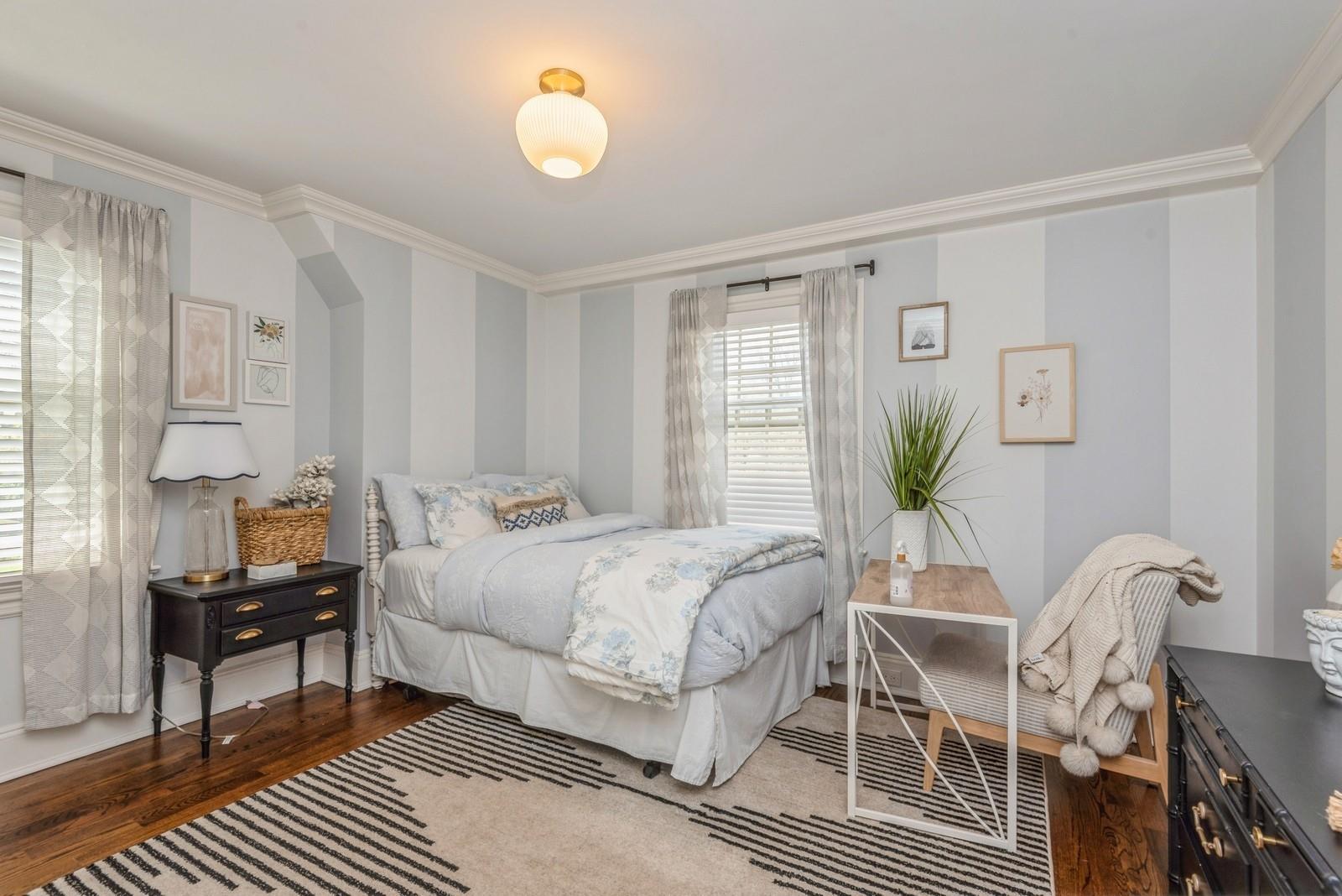 103 Chestnut Street, Garden City, New York image 31