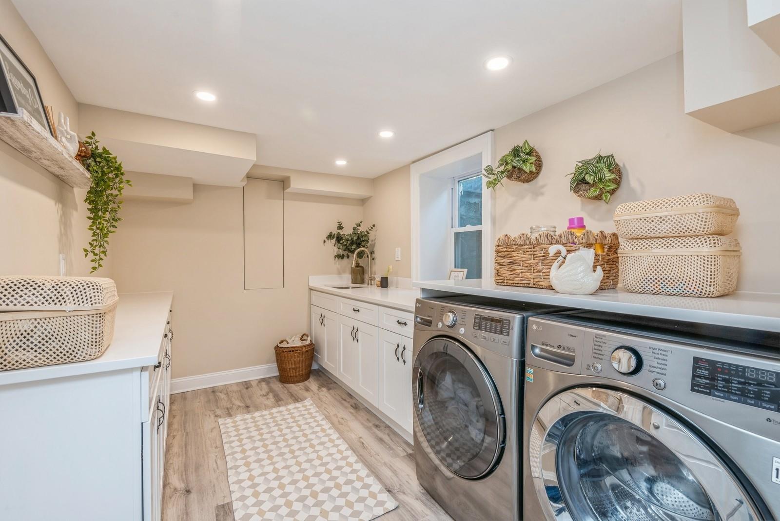 103 Chestnut Street, Garden City, New York image 36