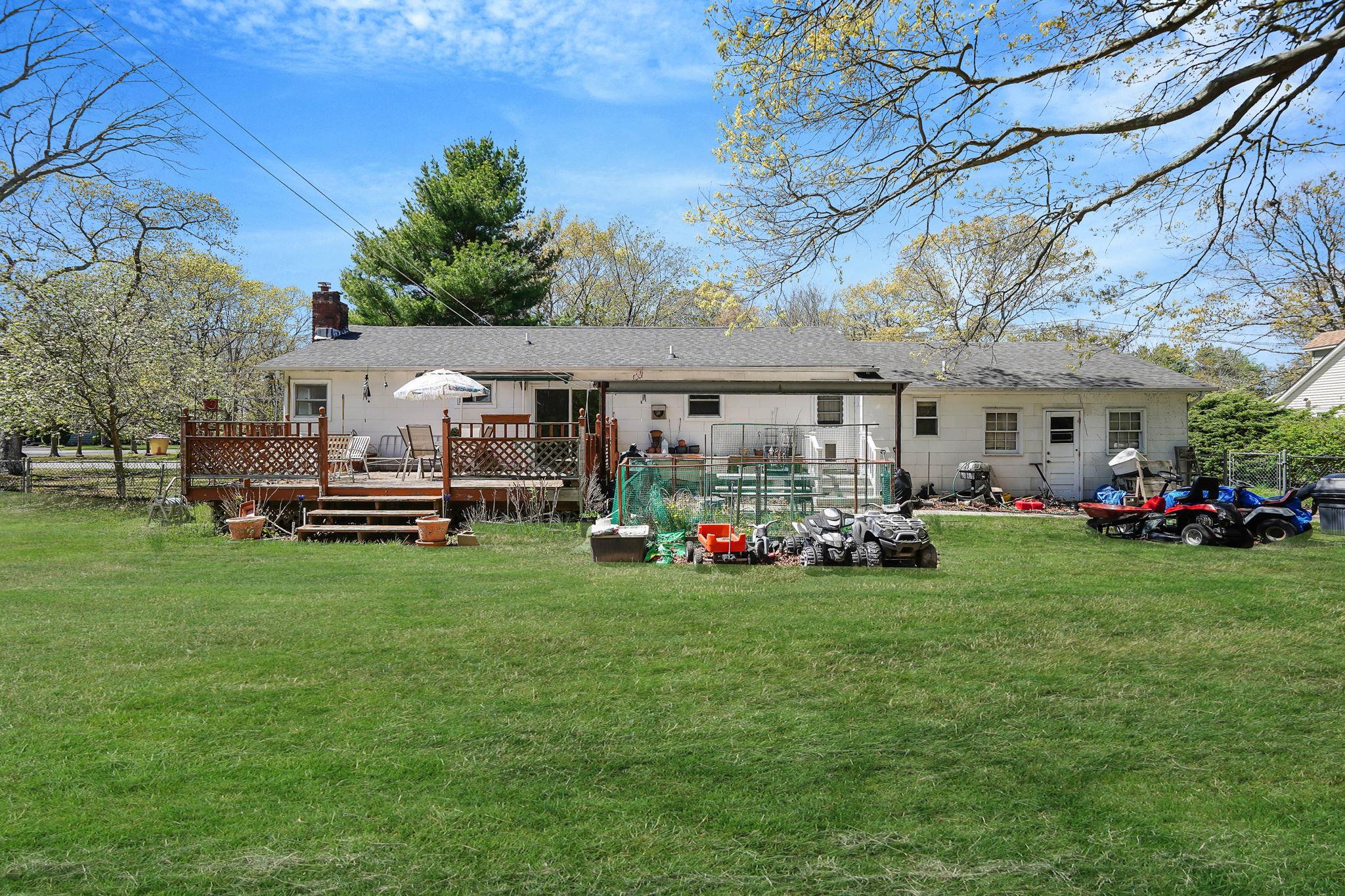 113 Mayfield Drive, Mastic Beach, New York image 18