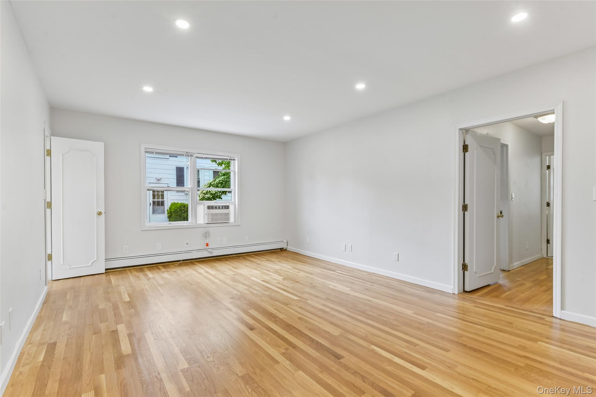 77 Andrew Street