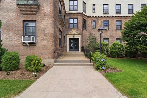 Homes For Sale - 1273 North Avenue #3G<br/> Westchester County, New Rochelle, NY 10804