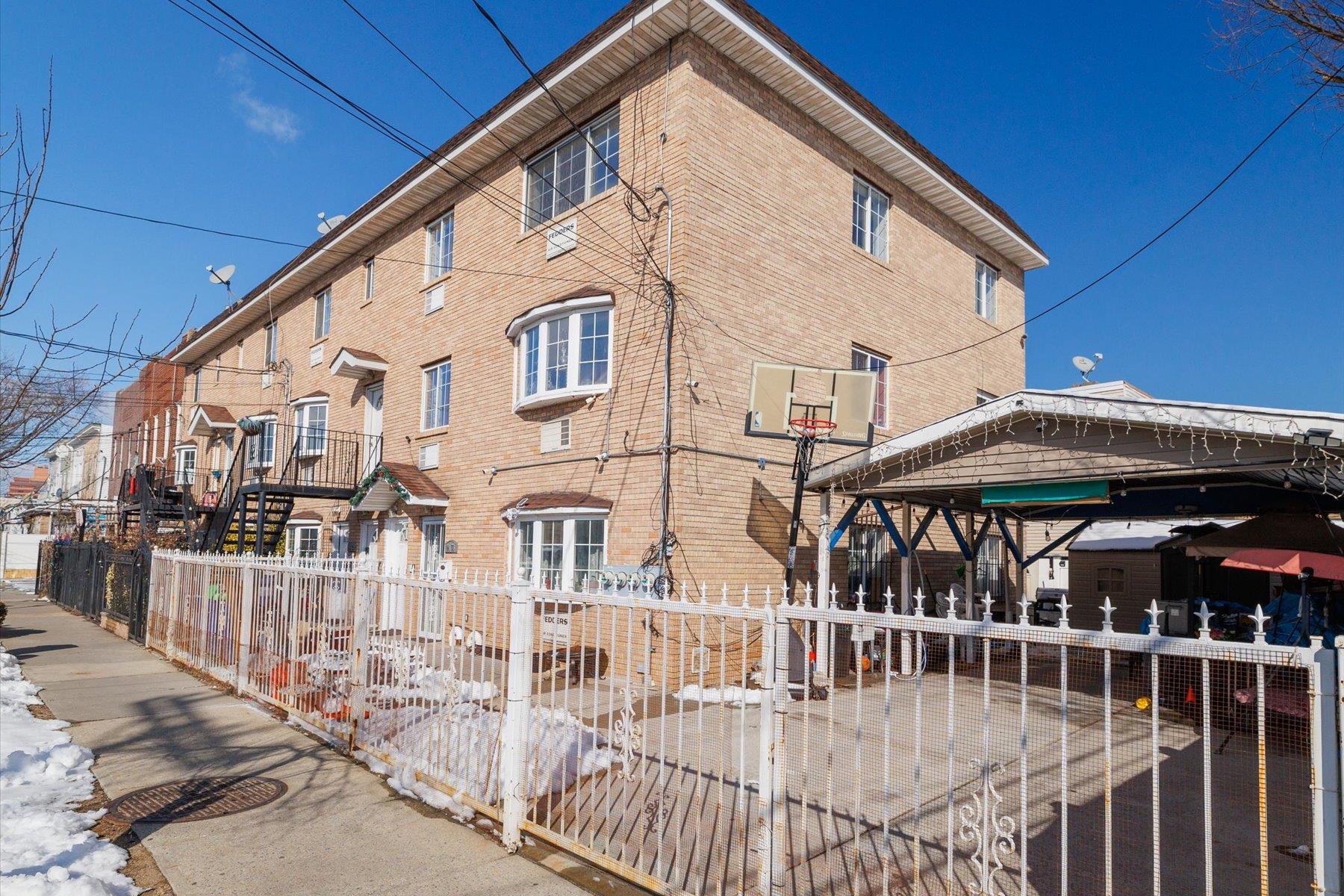 Property for Sale at 156th St St, Jamaica, Queens, NY - Bedrooms: 10 
Bathrooms: 4  - $1,299,000