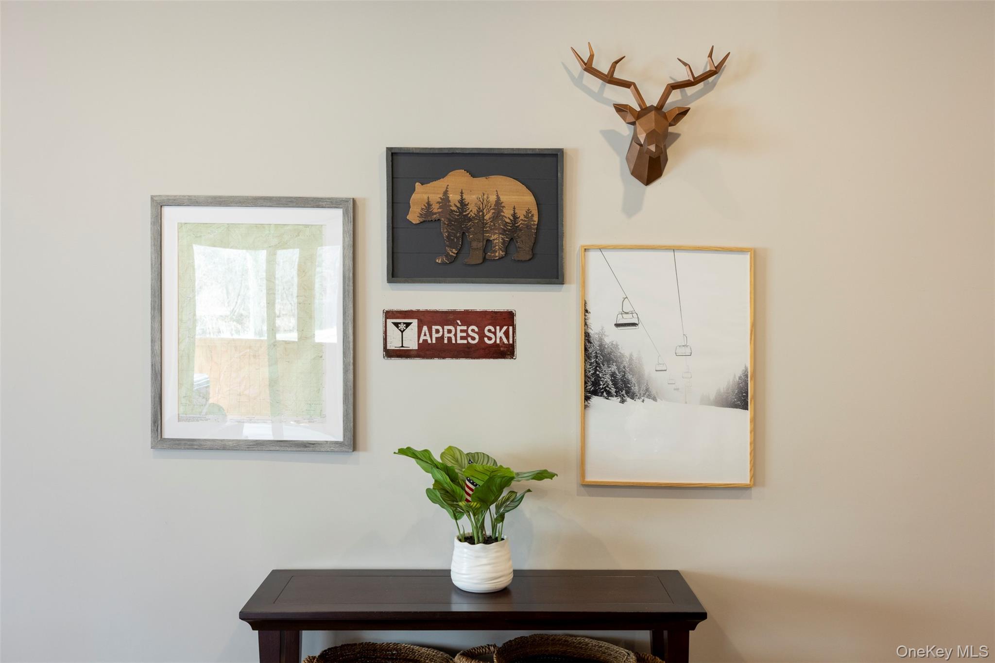 Windham, New York 12496, United States, 2 Bedrooms Bedrooms, ,2 BathroomsBathrooms,Residential,Active,100805