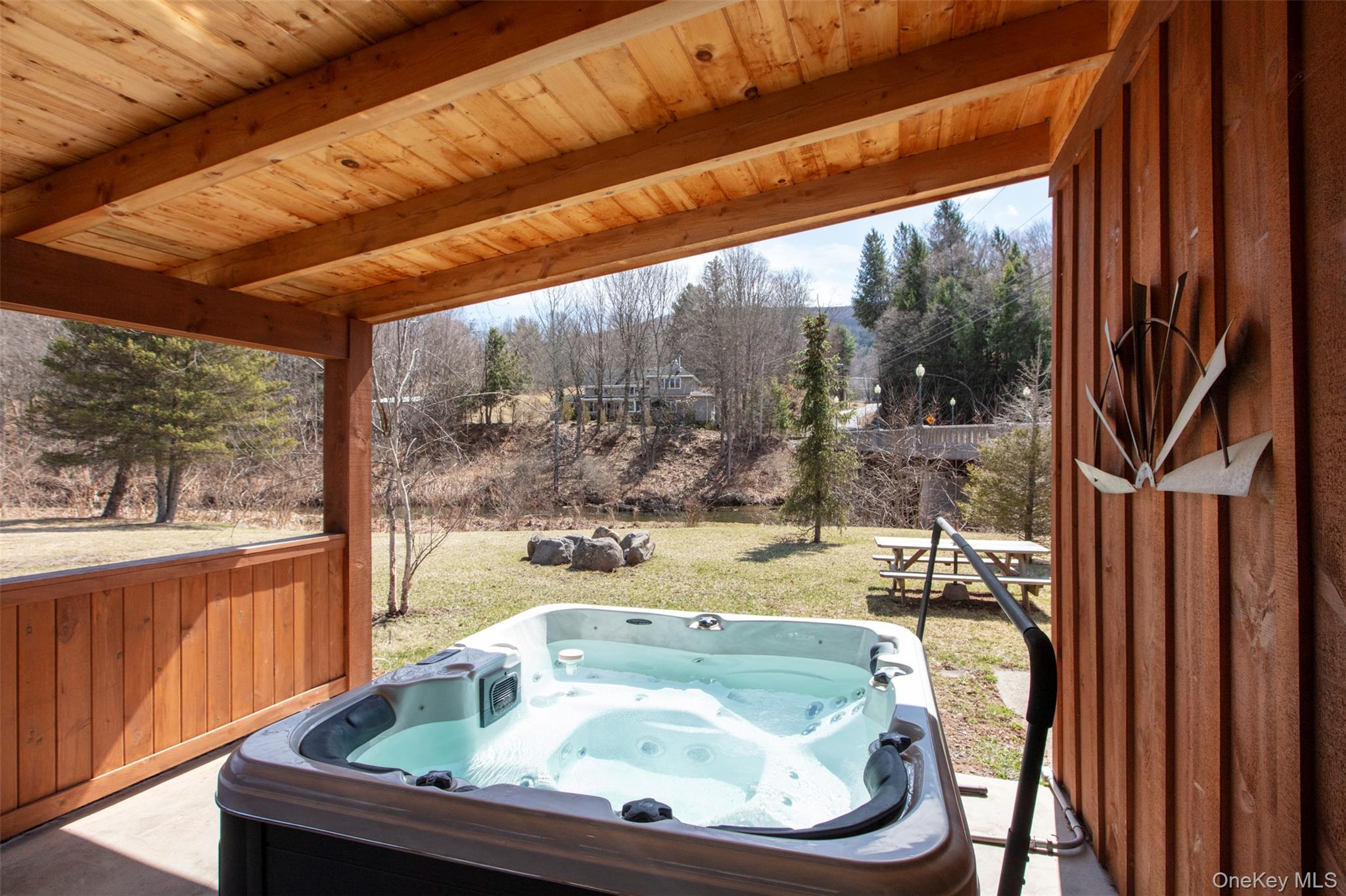 Windham, New York 12496, United States, 2 Bedrooms Bedrooms, ,2 BathroomsBathrooms,Residential,Active,100805