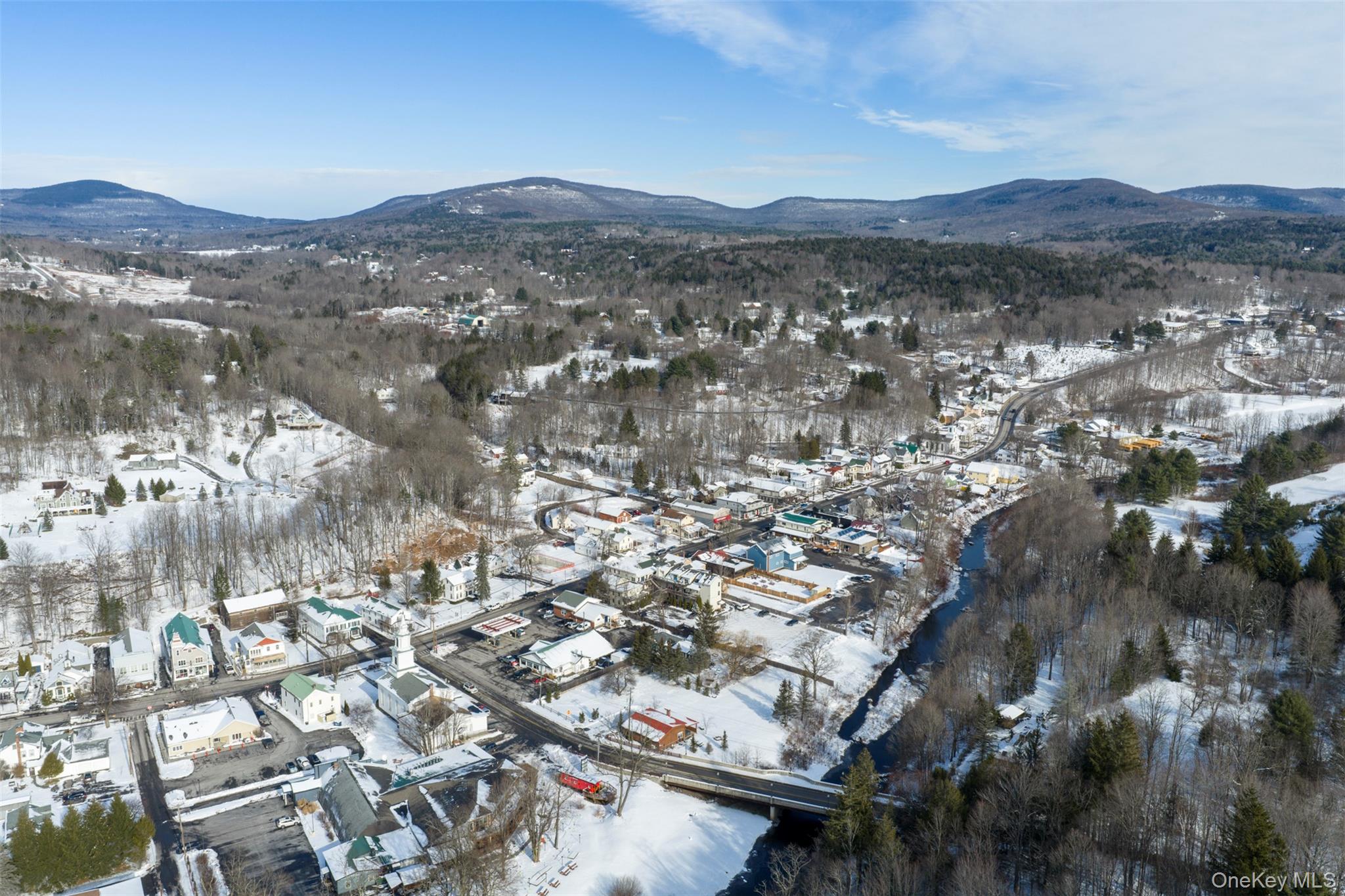 Windham, New York 12496, United States, 2 Bedrooms Bedrooms, ,2 BathroomsBathrooms,Residential,Active,100805