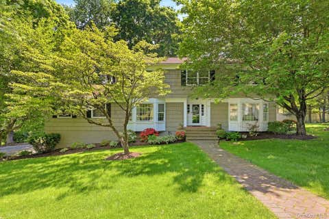 Homes For Sale - 116 Burns Place<br/> Briarcliff Manor, NY 10510