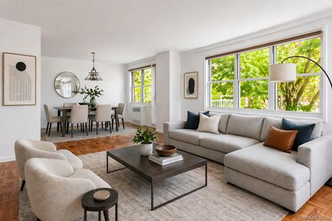 Condo For Sale - 3935 Blackstone Avenue #3C<br/> Bronx, NY 10471