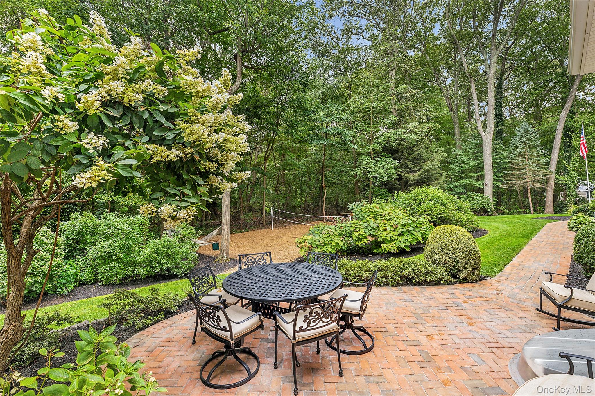 104 Harborview Drive