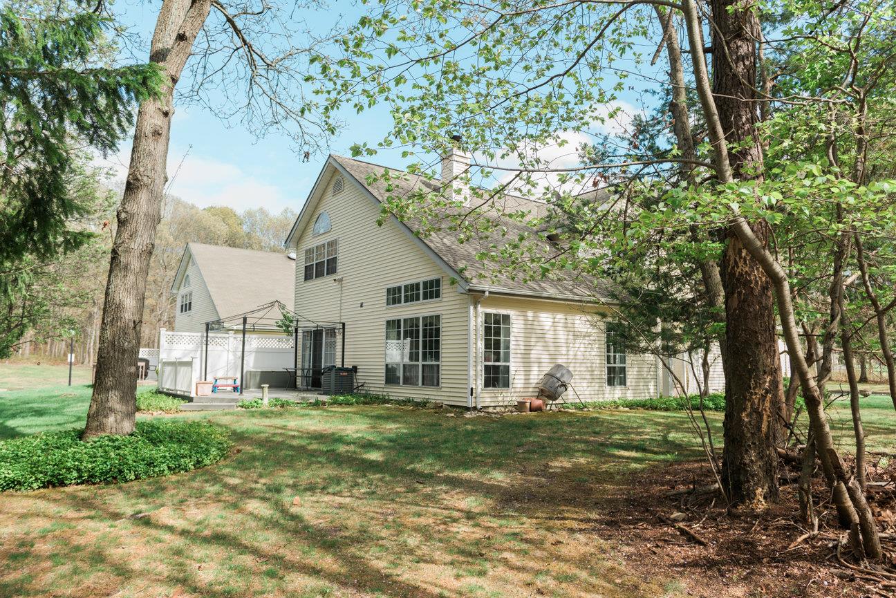 3 Cloister Lane, Middle Island, New York image 40