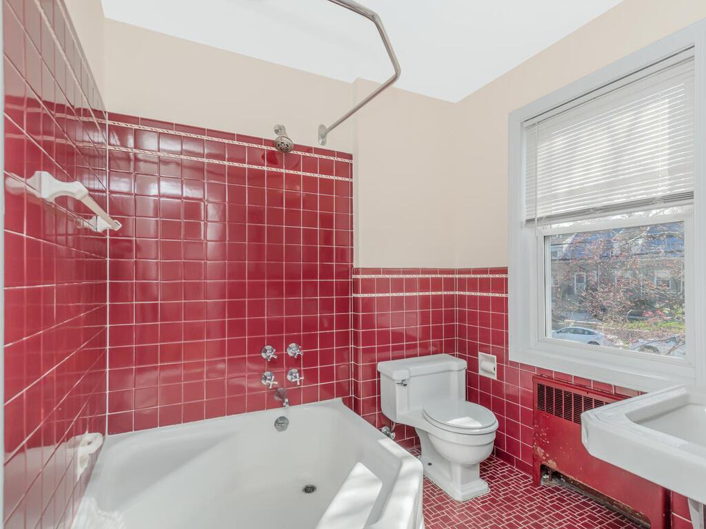 117 Saint Johns Avenue, Yonkers, New York image 27