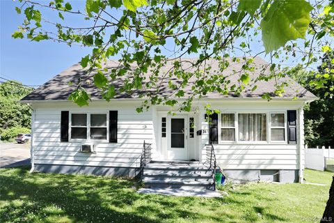 Multifamily For Sale - 36 Suffern Lane<br/> Garnerville, NY 10923