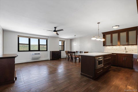 Other For Rent - 1085 Warburton Avenue Ave #606<br/> Yonkers, NY 10701