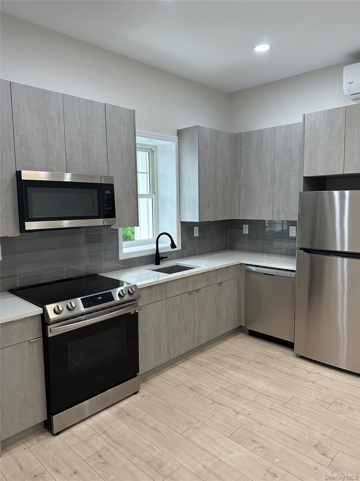 54-58 Smith Street 54