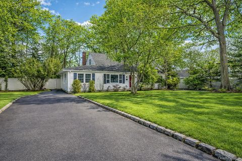 52 Grant Street East Northport NY 11731