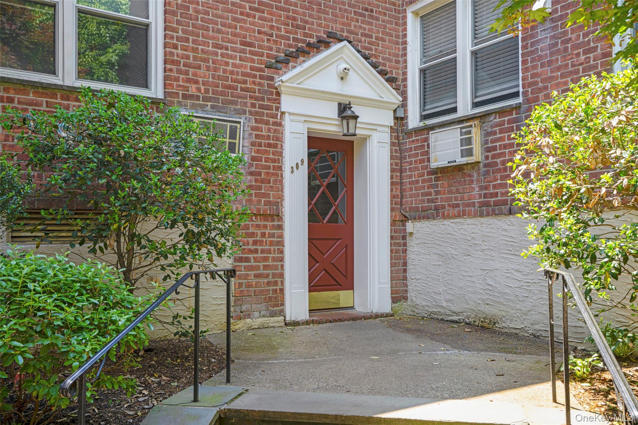 309 Palmer Terrace 2A