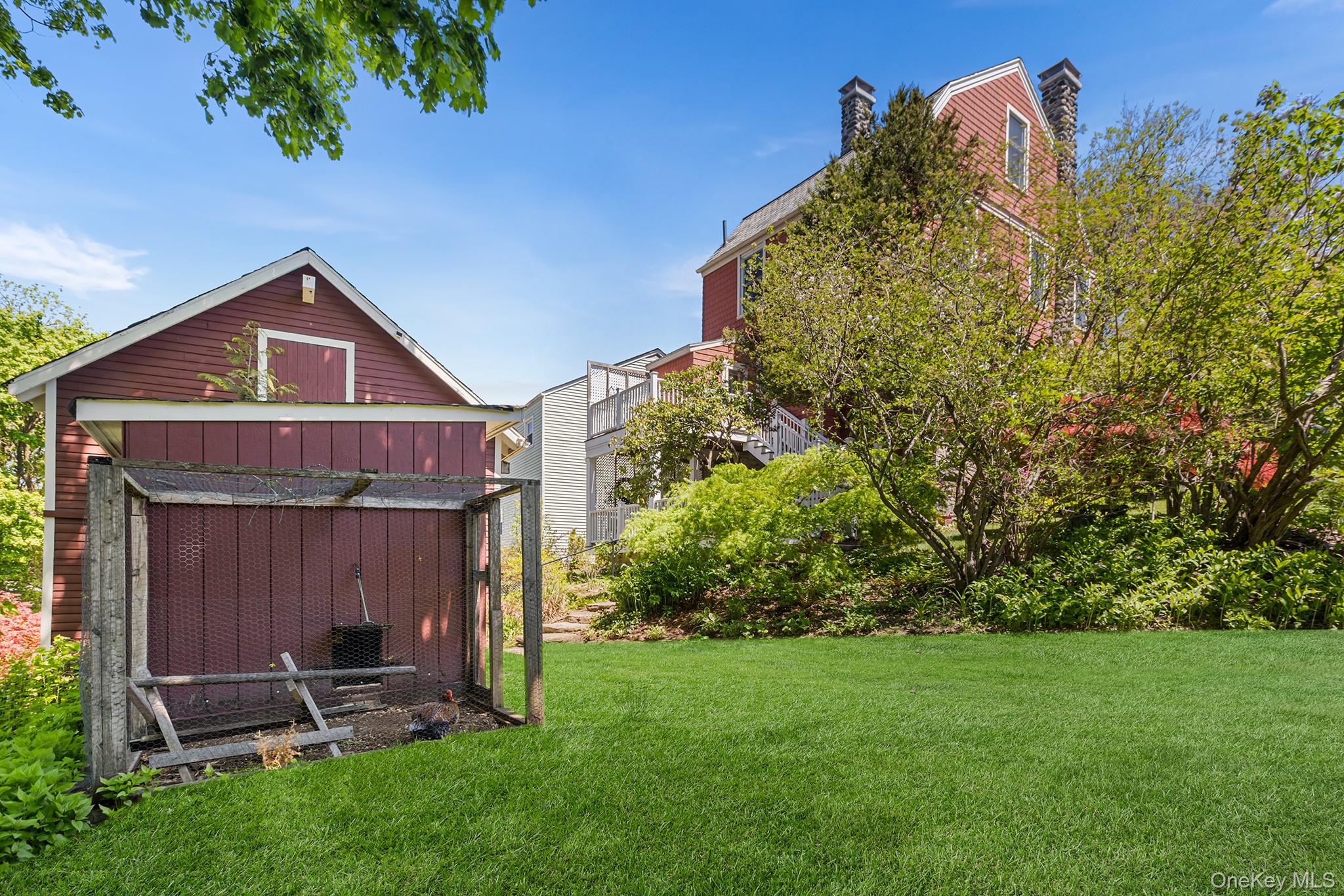 17 Upland Avenue