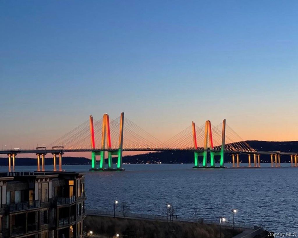 Photo of 11 River Street #401, Sleepy Hollow, NY 10591 (MLS # 964915)