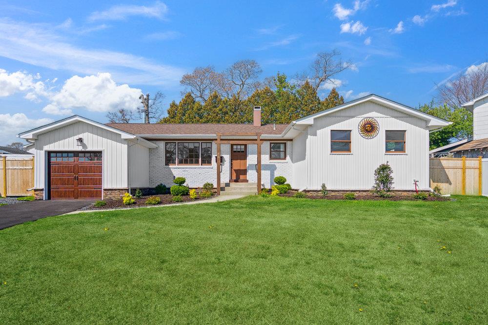 35 Regina Drive, Sayville, New York image 1