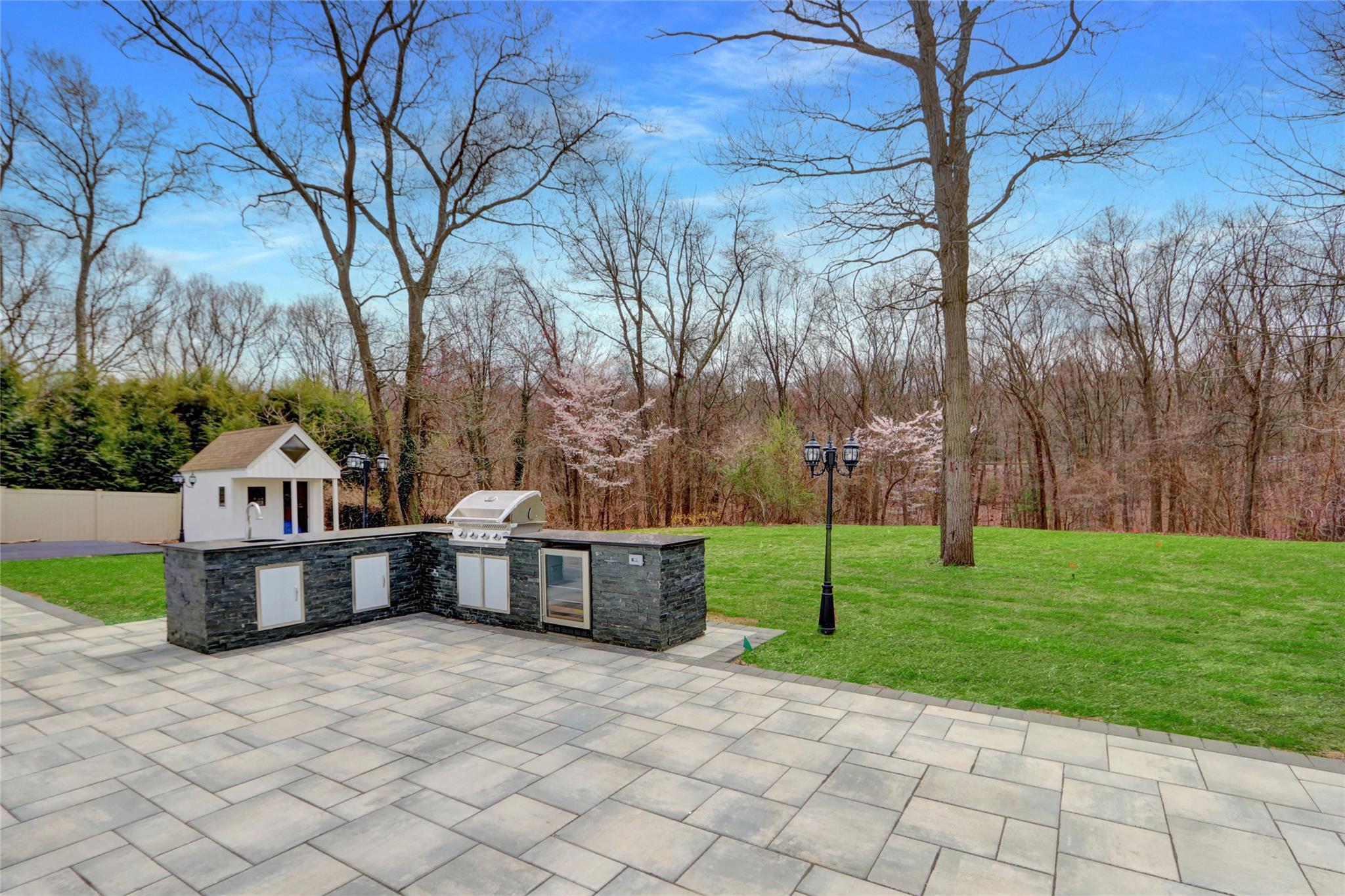 140 Daly Road, East Northport, New York image 48