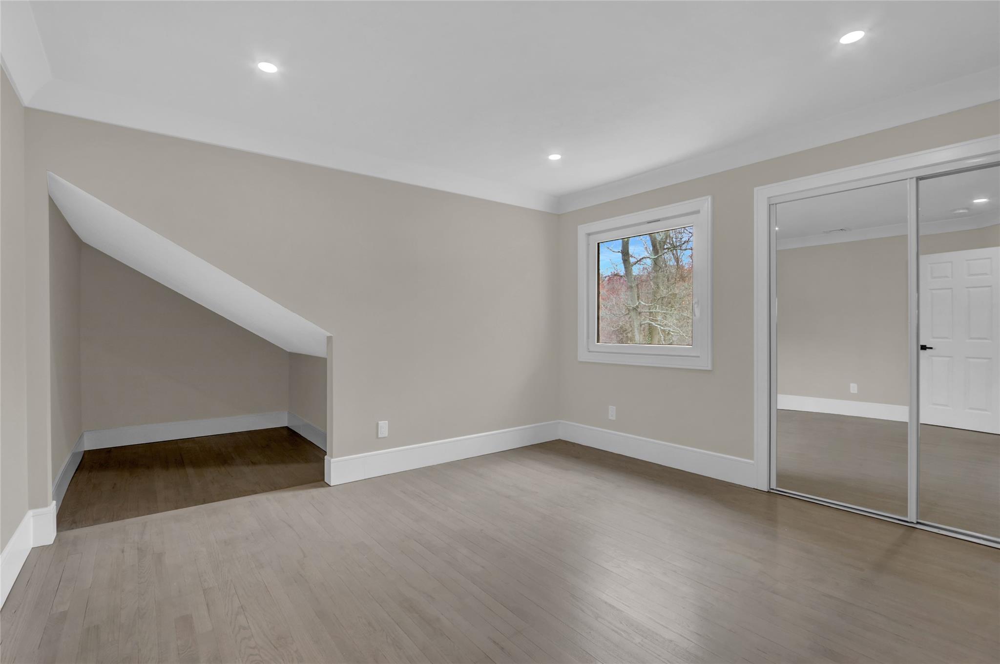 140 Daly Road, East Northport, New York image 33