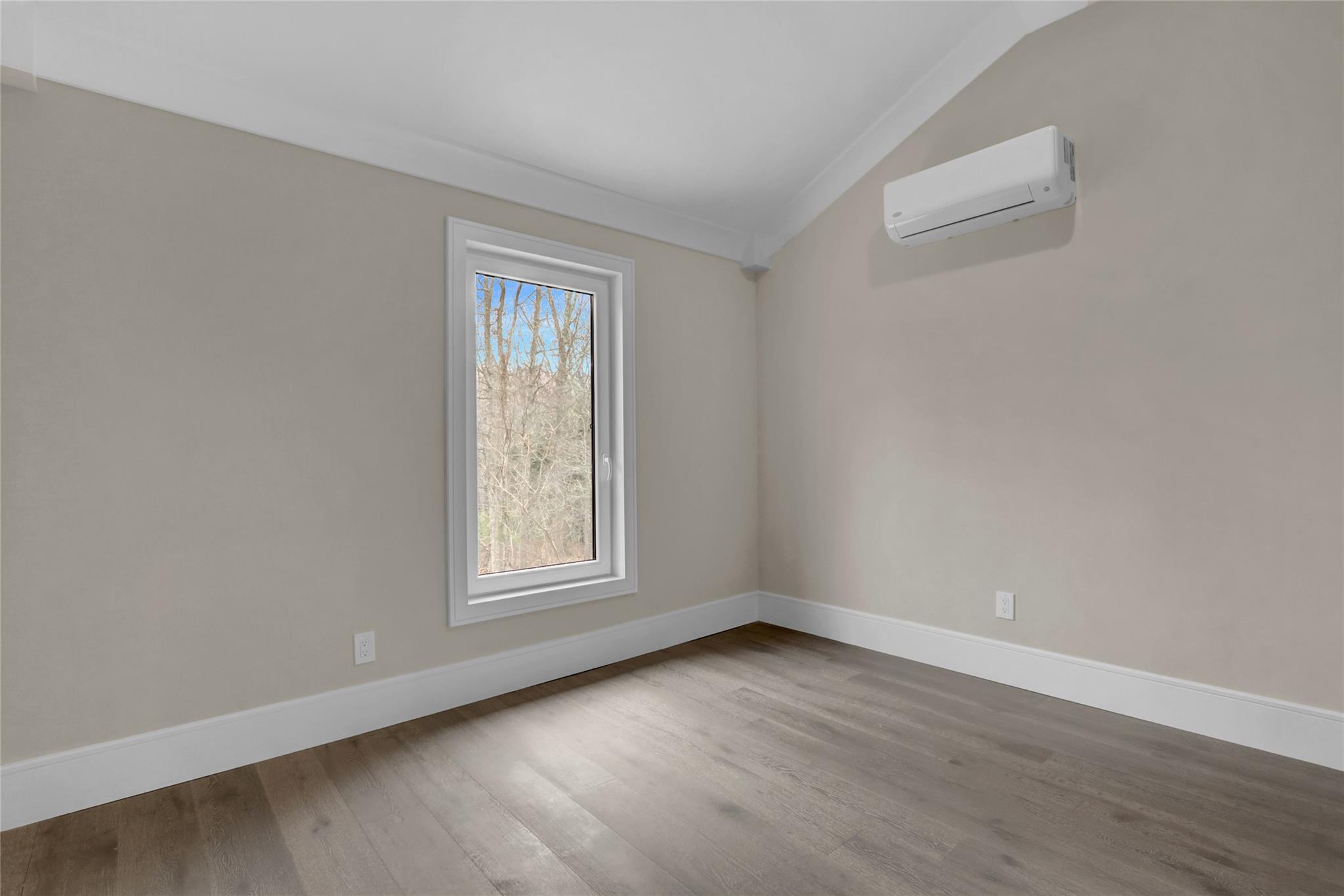 140 Daly Road, East Northport, New York image 43
