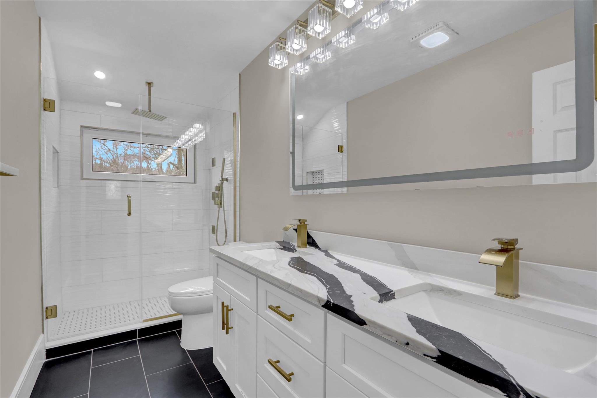 140 Daly Road, East Northport, New York image 34