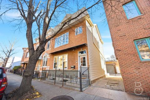 31-73 41st Street Astoria NY 11103