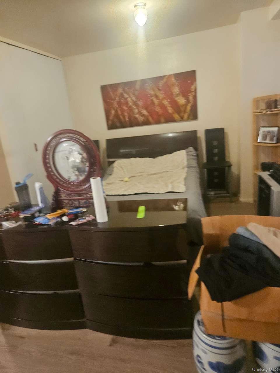 61-20 Grandcentral Parkway C109