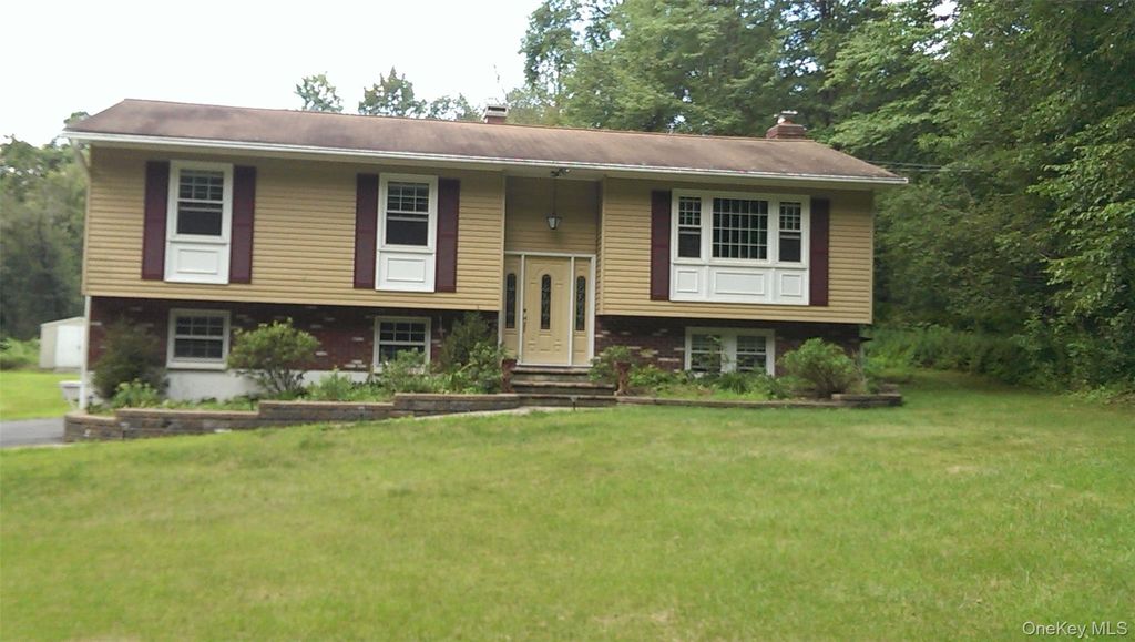 Photo of 222 Highview Road, Dover Plains, NY 12522 (MLS # 961283)