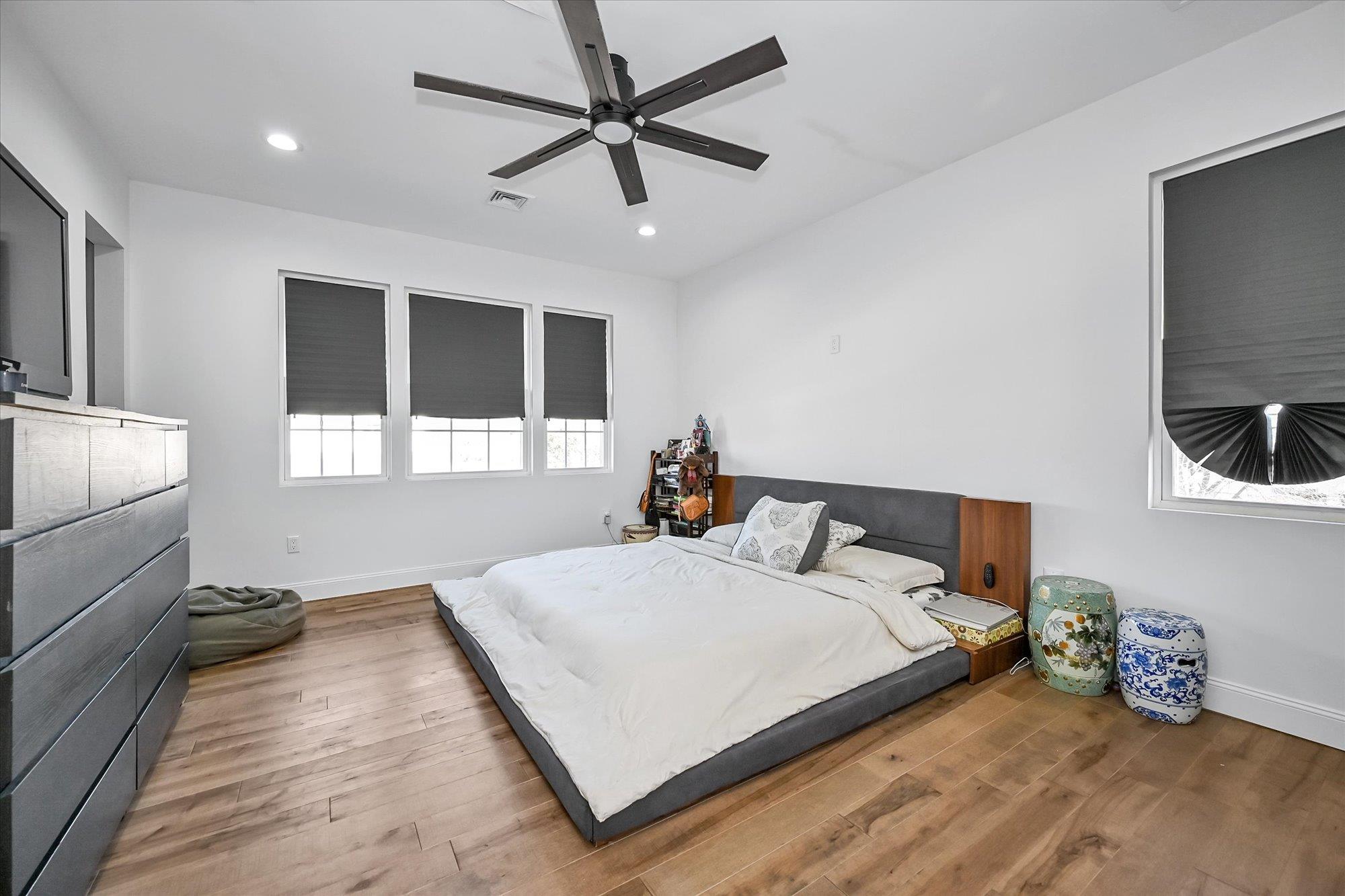 134 Martens Avenue, Valley Stream, New York image 10