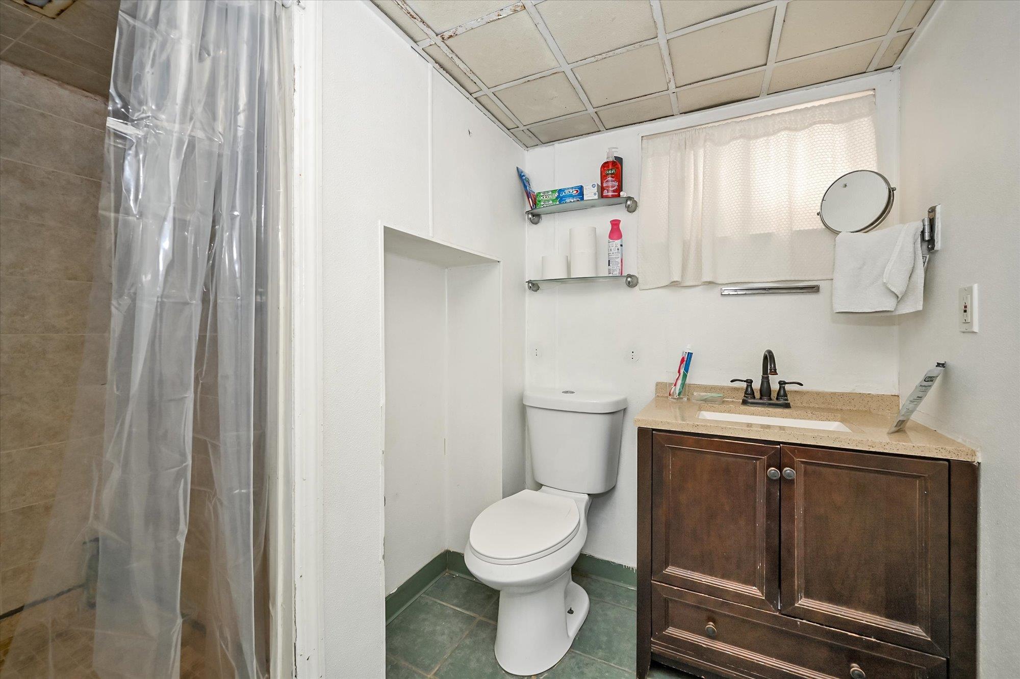 134 Martens Avenue, Valley Stream, New York image 17