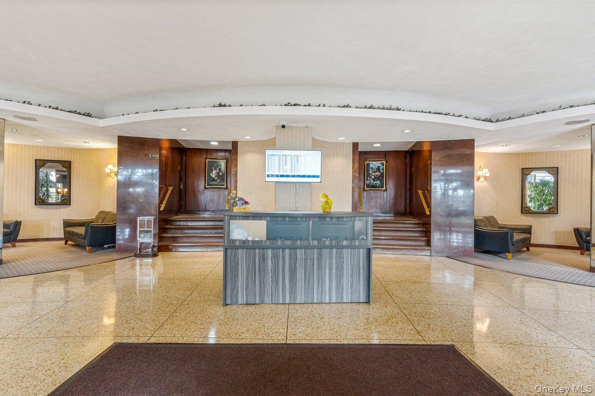 61-20 Grand Central Parkway A902