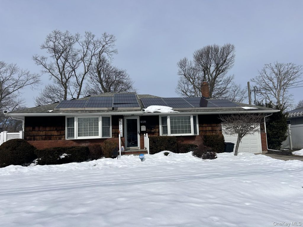 Photo of 119 Jefferson Street St, East Islip, NY 11730 (MLS # 966603)