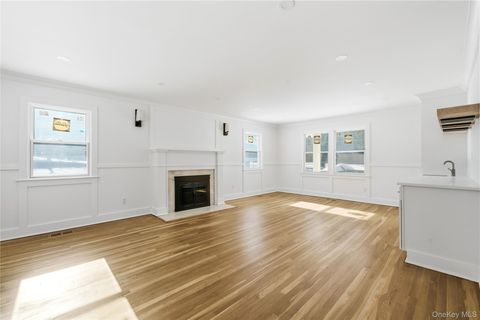 Photo of 75 Centerport Road, Greenlawn, NY 11740 (MLS # 955466)