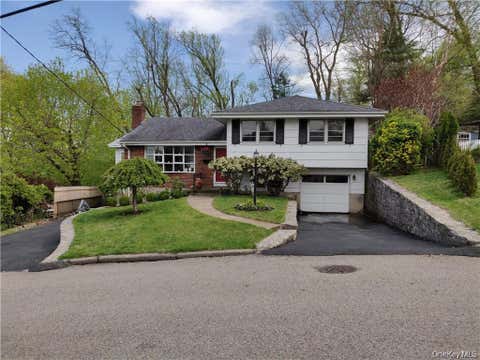 Apartment For Rent - 61 Homecrest Oval<br/> Yonkers, NY 10703