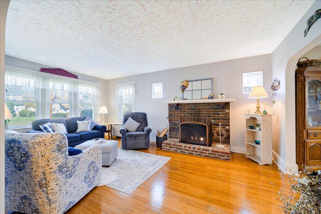8 Hillside Avenue, Suffern, New York image 10