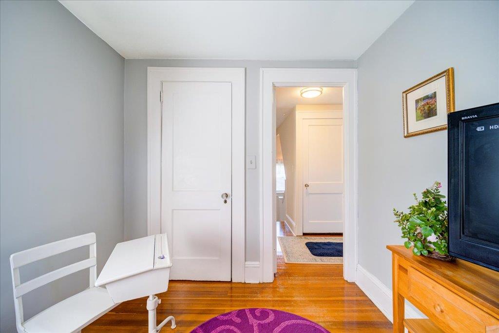 8 Hillside Avenue, Suffern, New York image 19