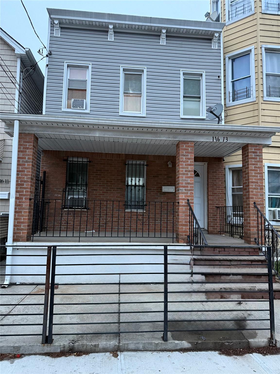 Property for Sale at 95th  Avenue Ave, Richmond Hill, Queens, NY - Bedrooms: 4 
Bathrooms: 2  - $975,000