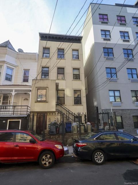 Photo of 794 Fairmount Place, Bronx, NY 10460 (MLS # 989804)