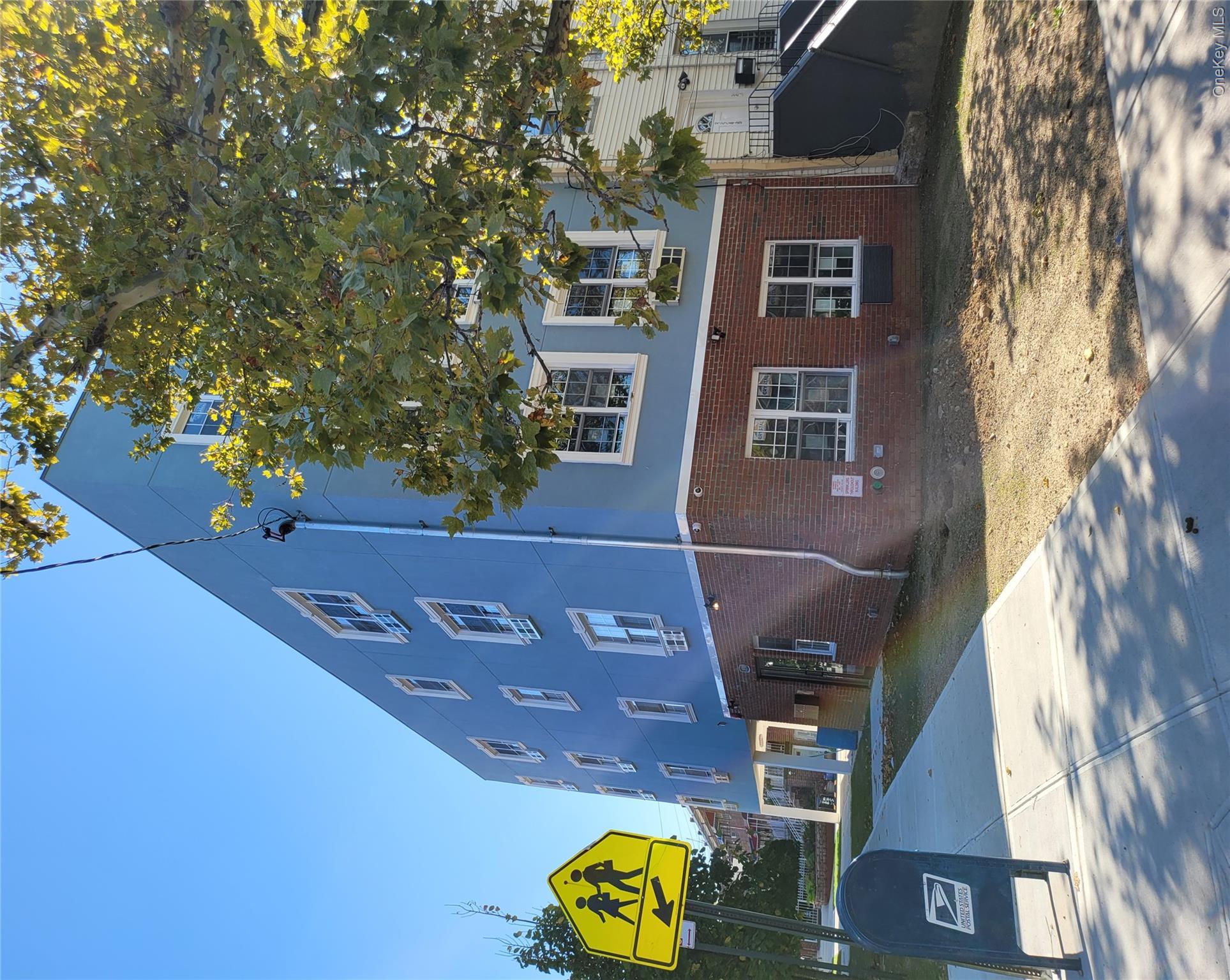 3550 Laconia Avenue