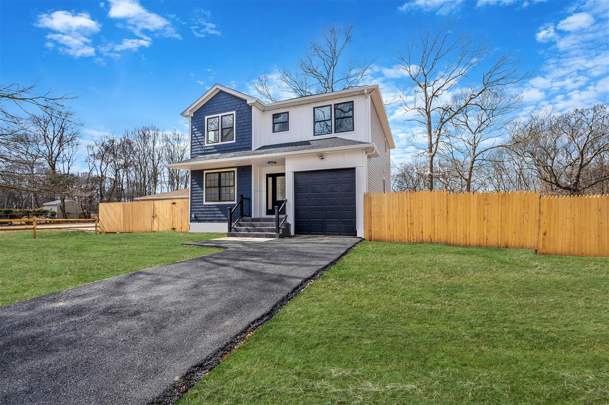 40 Hawkins Avenue, Medford, New York image 2