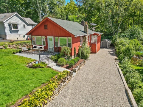 Homes For Sale - 6 Brookside Drive<br/> Westchester County, Yorktown Heights, NY 10598