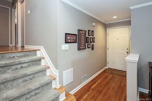 Photo of 1102 Lawrence Road, Bellmore, NY 11710 (MLS # 1042541)