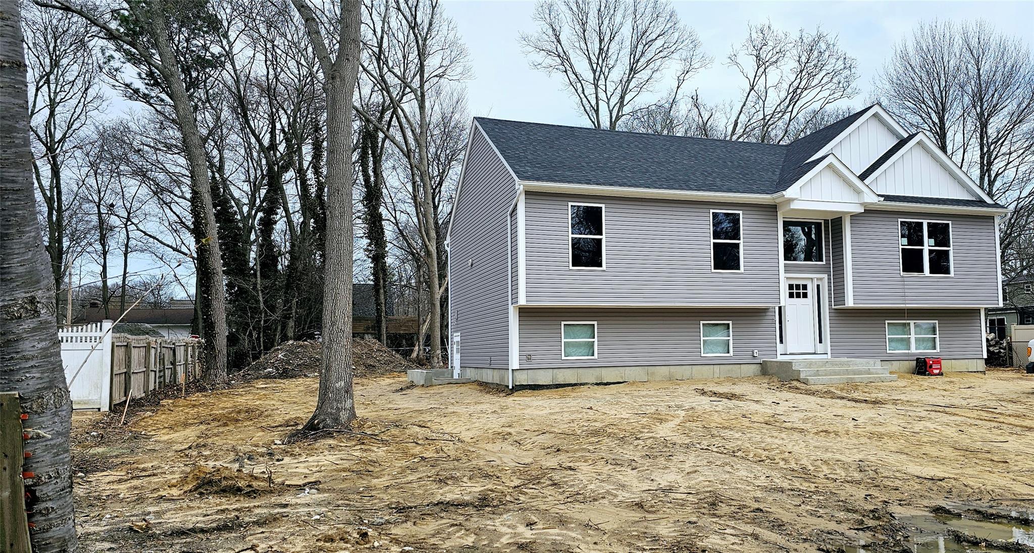 61 Margaret Drive, Coram, New York image 14