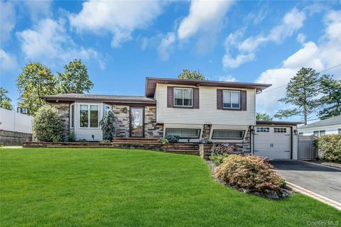 3 Harrow Lane Old Bethpage NY 11804