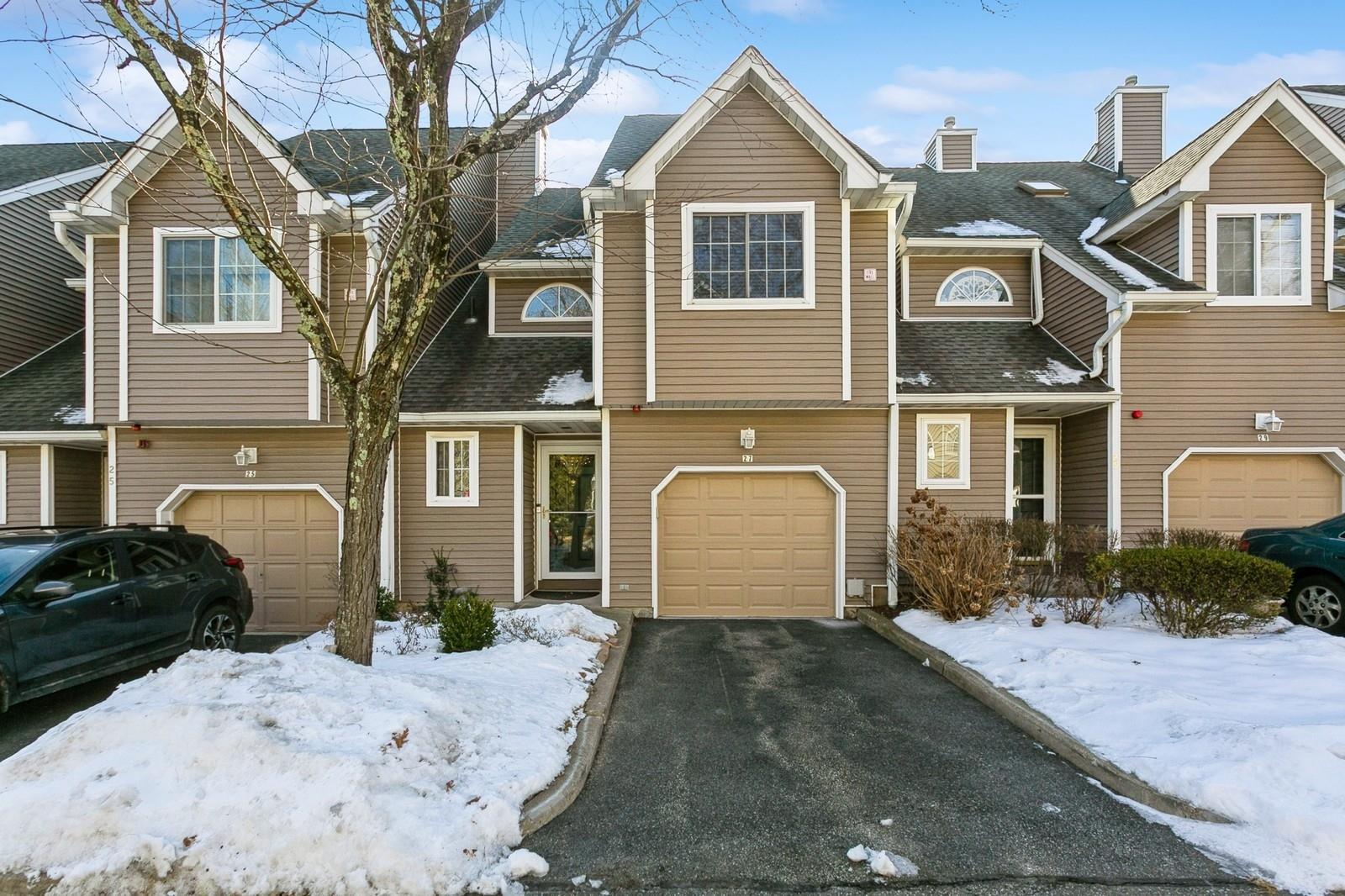 27 Eagle Ridge Way, Nanuet, New York image 1