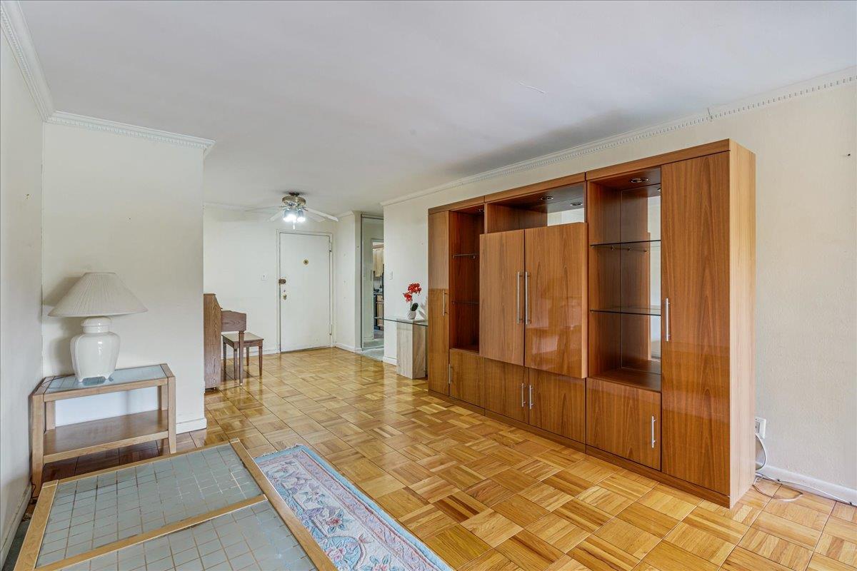 211-40 18TH Avenue 1J